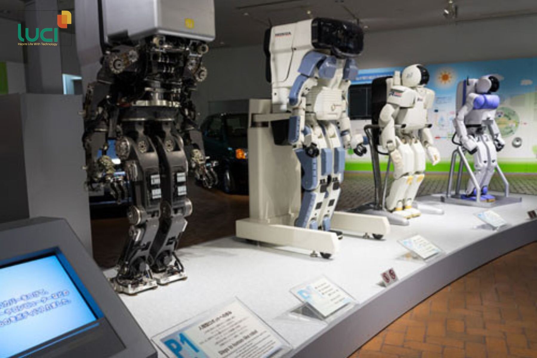ASIMO là thành tựu to lớn trong nghiên cứu khoa học