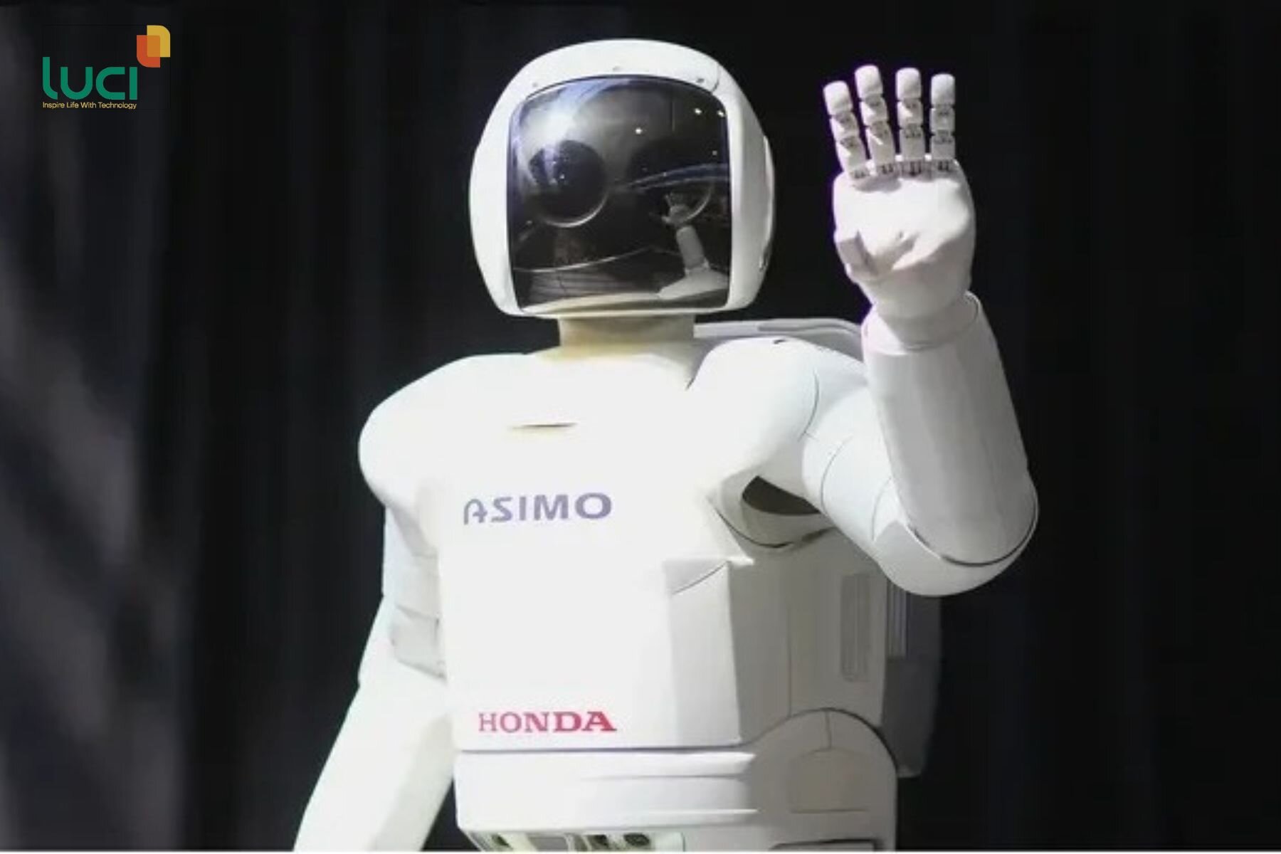 Việc không được cải tiến khiến ASIMO không bắt kịp sự phát triển chóng mặt của thời đại