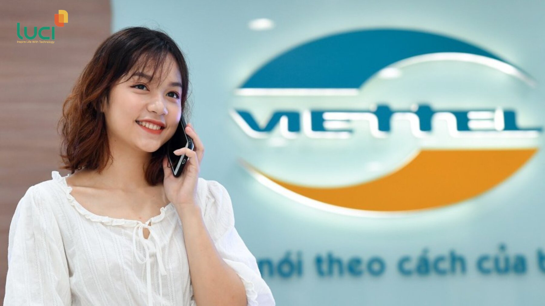 Gọi điện đến tổng đài nhờ kiểm tra gói cước Wifi đang sử dụng